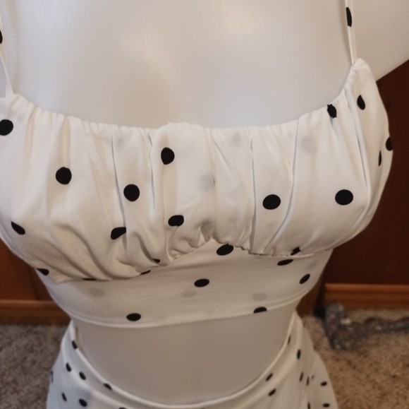 Size Xs forever 21 Crop top an shorts - Picture 8 of 13